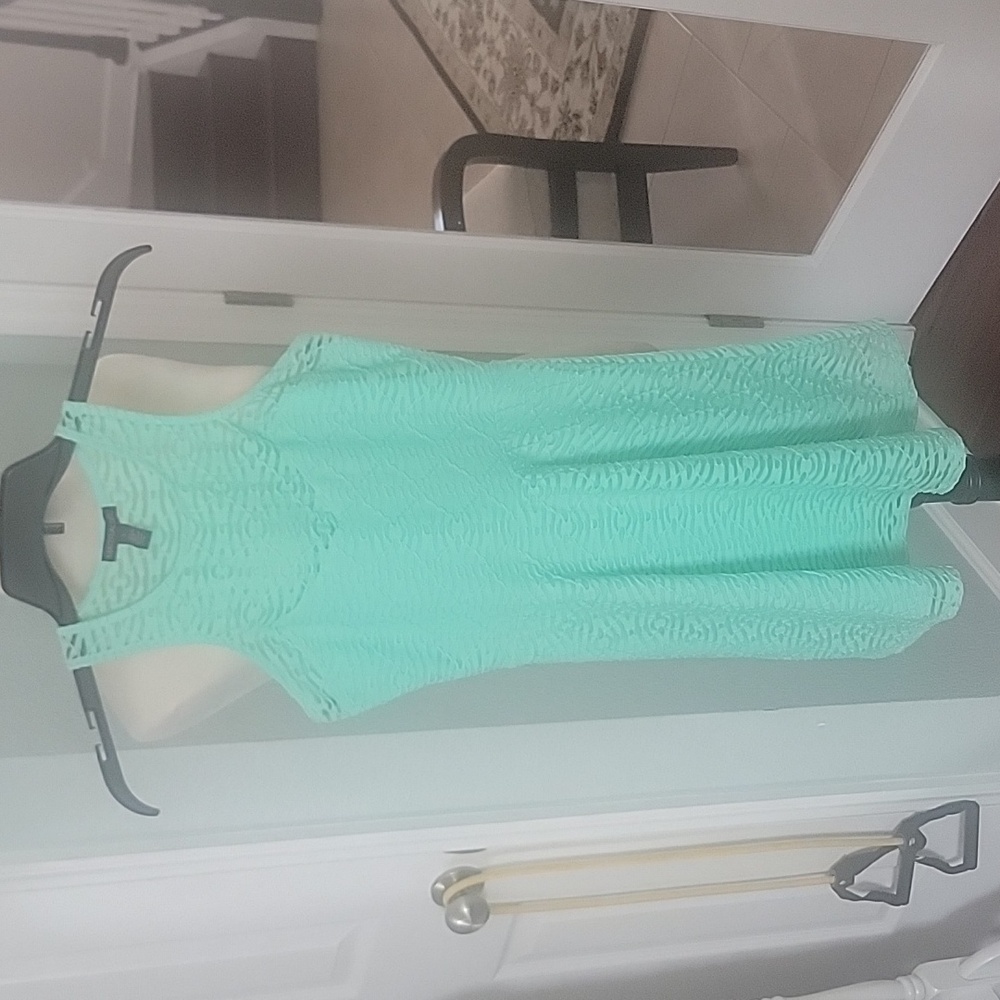 Sleeveless dress